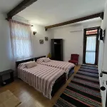 андреева къща 3* Zlatograd